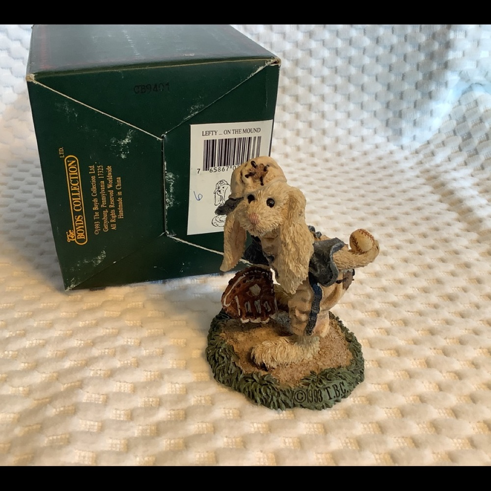 Boyd’s Bears - Lefty